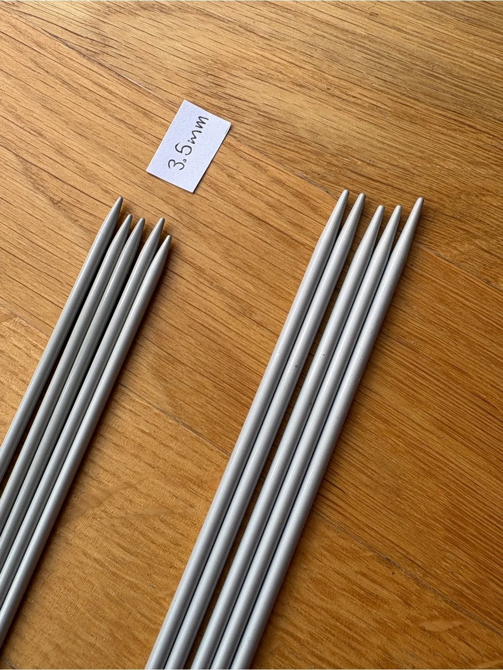 Set of Inox metal Double-Point Knitting Needles - 3.5mm & 4.0mm